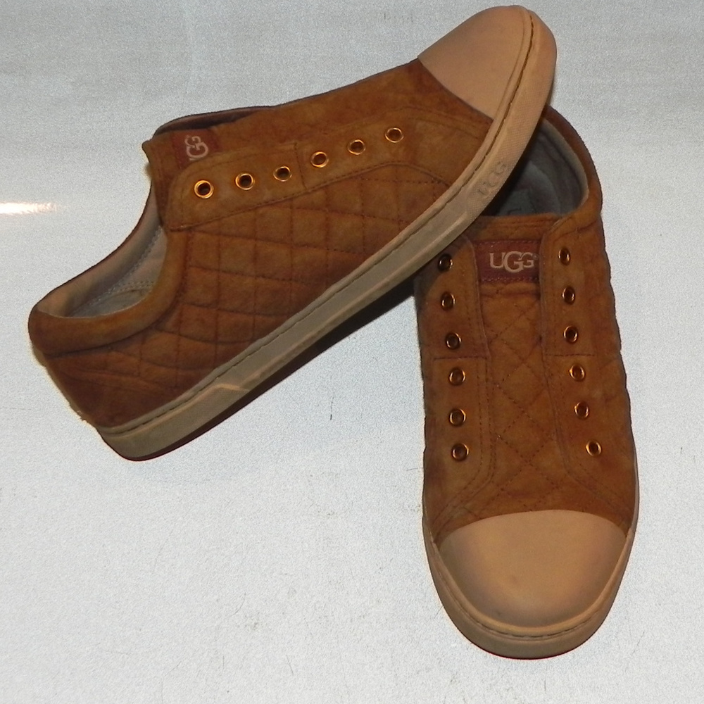 UGG Quilted Pattern Shoes, Brown, Size 10
